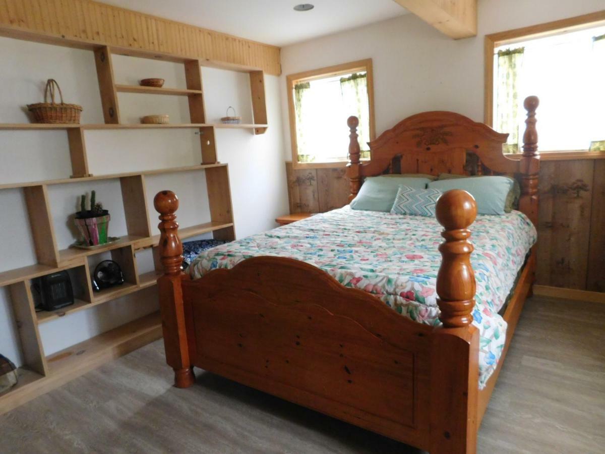 Rumford No View Farm B&B 외부 사진