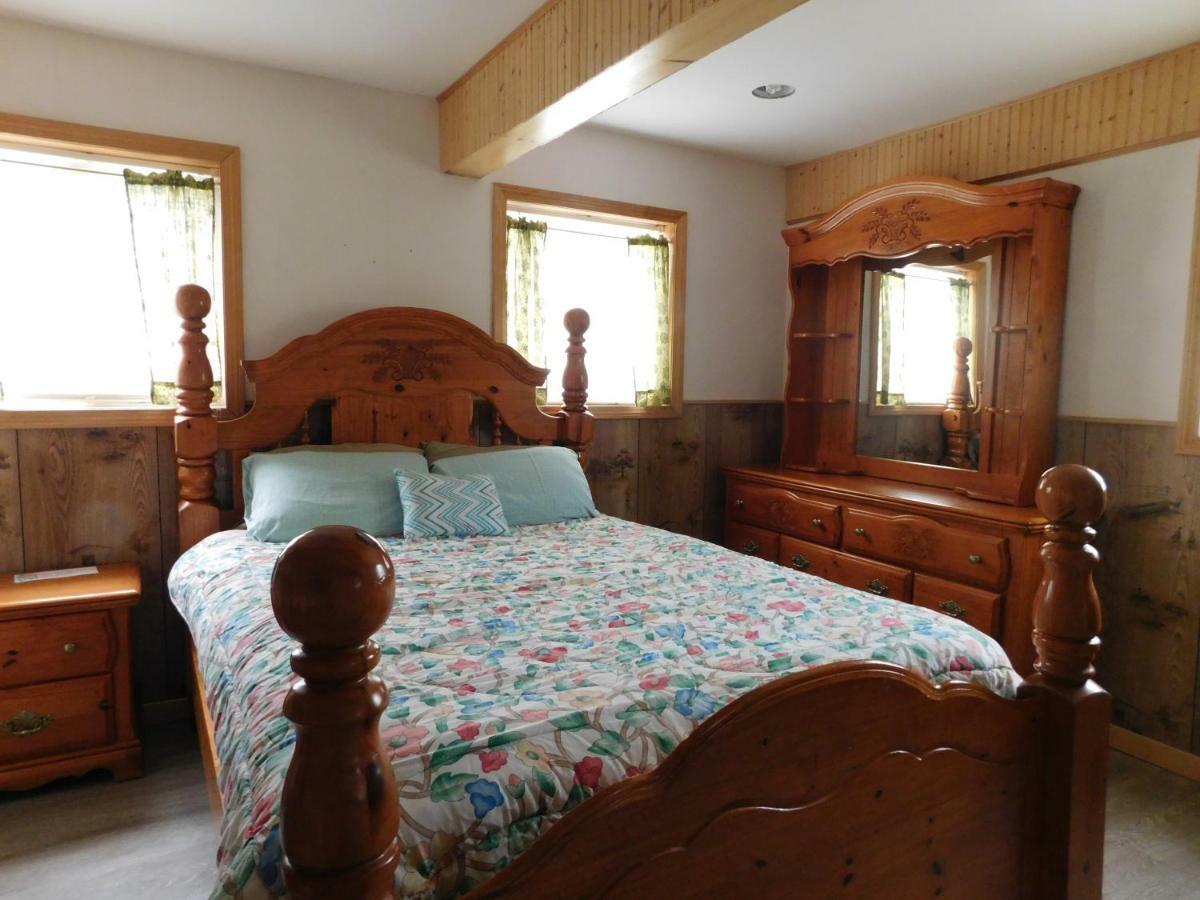 Rumford No View Farm B&B 외부 사진